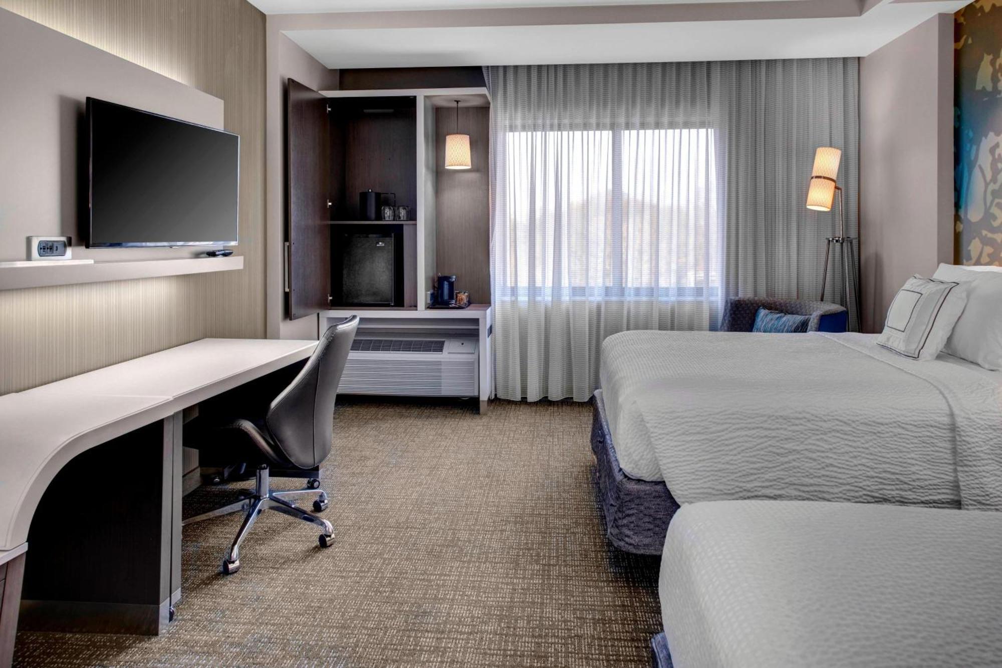 Hotel Courtyard By Marriott Carrollton Esterno foto