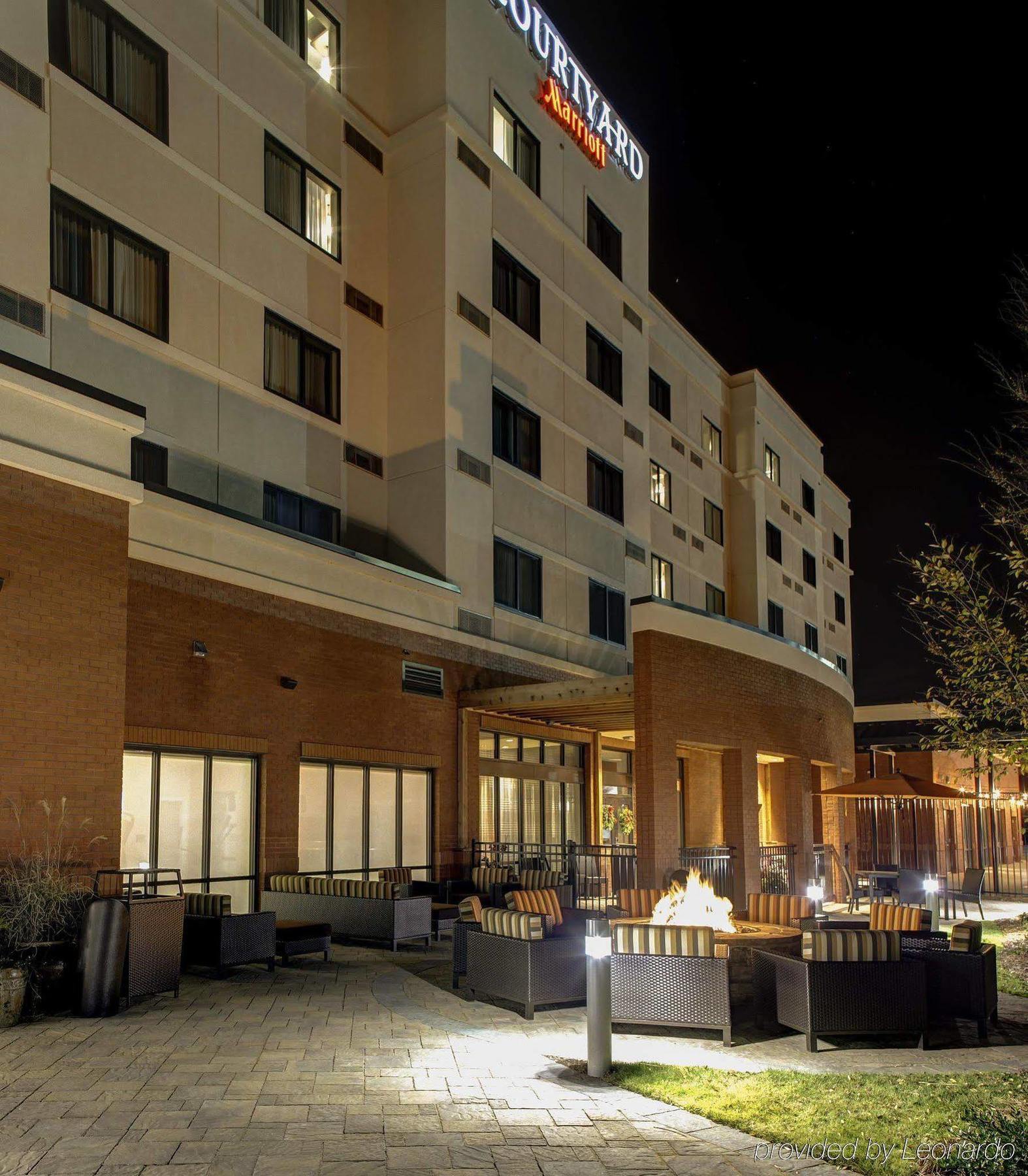 Hotel Courtyard By Marriott Carrollton Esterno foto